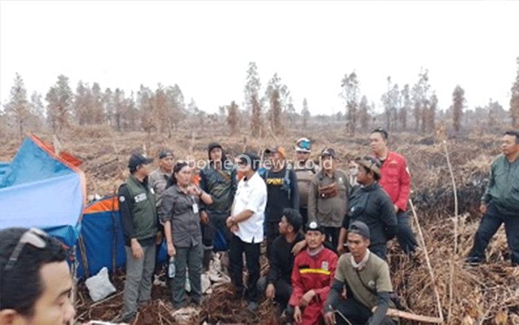 4 Ribu Hektare Hutan TNTP Terbakar, Staf Ahli Menteri Kehutanan Tinjau Langsung Ke Lokasi