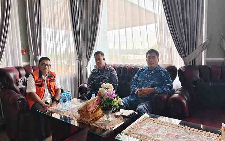 Gunakan Helikopter Water Bombing, Penanganan Karhutla di TNTP Tunjukkan Progres Signifikan