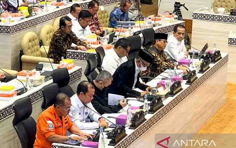 Mentrans Sebut Pagu Anggaran Kementrans 2027 Capai Rp947,27 Miliar