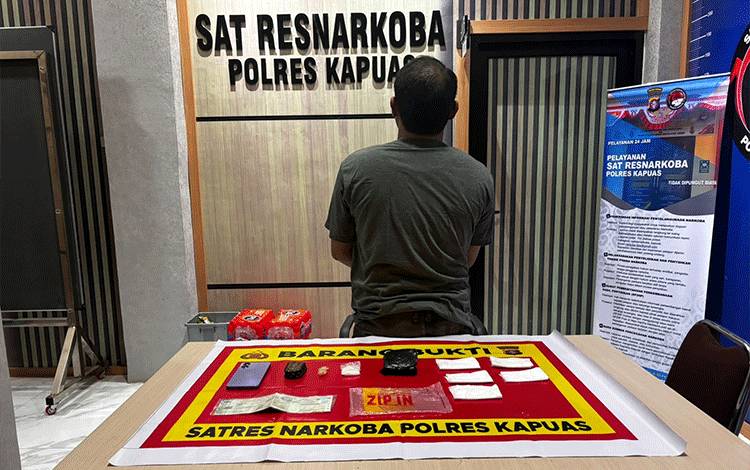 Pria 41 Tahun Edarkan Sabu Ditangkap di Basarang, 10 Gram Barang Bukti Disita