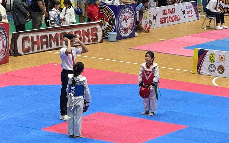 Sebanyak 14 Taekwondoin Kreasi Taekwondo Club Kalteng Diuji di Matras Banjarmasin