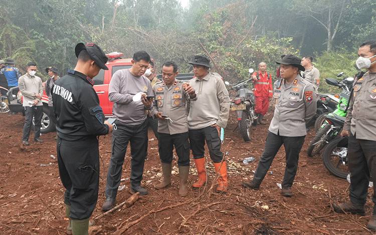 Kapolda Kalteng Perintahkan Anggotanya Masifkan Patroli di Titik Rawan Karhutla