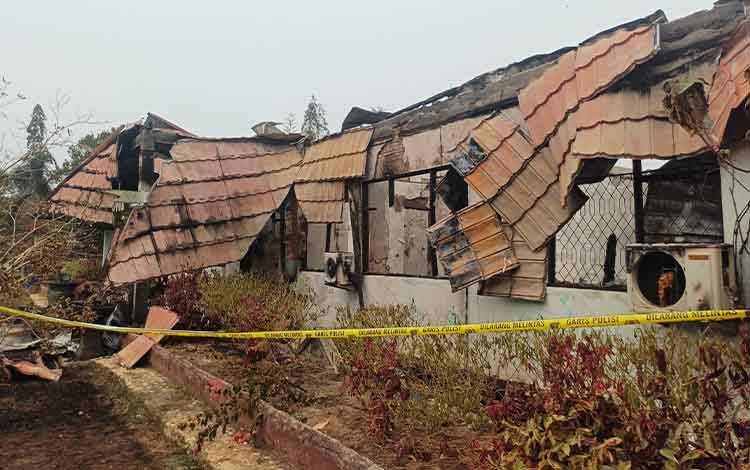 Kepala SMAN 1 Cempaga Lega, Sekolah yang Terbakar Dijanjikan Segera Dibangun