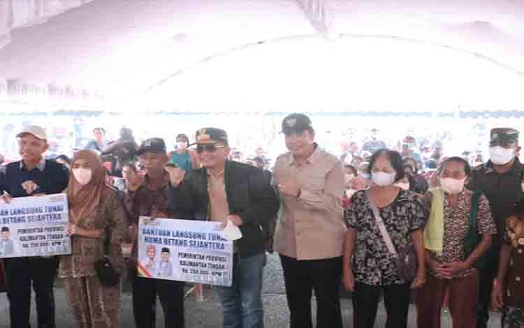 Pemprov Kalteng Terus Saluran Bantuan Pangan Warga Terdampak Karhutla