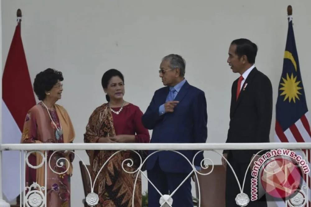 Istri Mahathir Mohamad Wafat di Usia 100 Tahun, Dimakamkan Secara Kenegaraan
