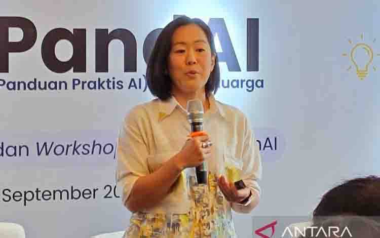 Head of Policy Southeast Asia OpenAI Sandy Kunvatanagarn menyampaikan pemaparan dalam acara diskusi di Jakarta, Rabu (30/9/2026). (ANTARA/Farhan Arda Nugraha)
