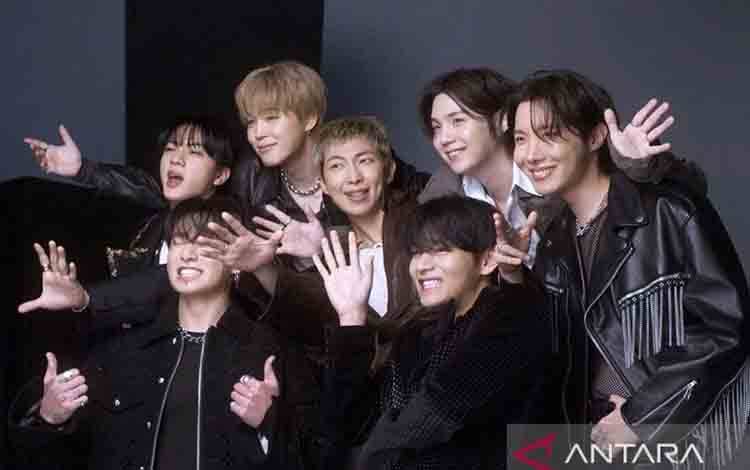 BTS Dikabarkan Catat Penjualan Tiket Lampaui 500 Juta Dolar AS