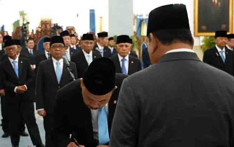 Prabowo Lantik Syahganda Nainggolan Jadi Kepala Bakom