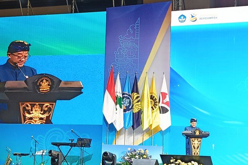 Mulai 2027, Bahasa Inggris Wajib Sejak Kelas 3 SD