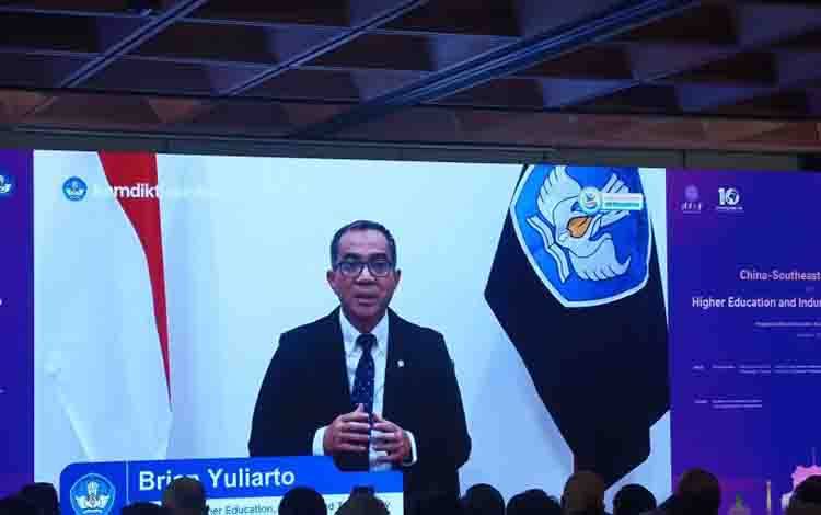 Mendiktisaintek Dorong RI-China Perkuat Kolaborasi Dikti dan Industri