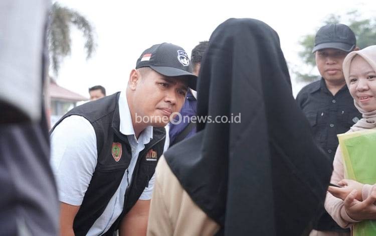Kadisdik Kalteng Pastikan Lilis Kembali Sekolah, Bawa Pesan Gubernur