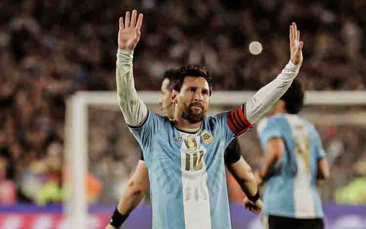 Penggawa Tim Nasional Argentina Berikan Testimoni untuk Lionel Messi