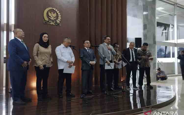 DPR: 3 Kementerian akan Bentuk Forum Komunikasi Jalankan Perpres Ojol