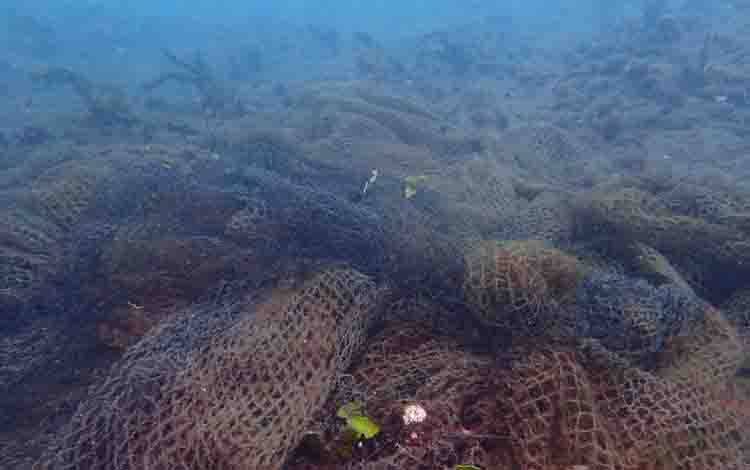 KKP Terbitkan Pedoman Pengelolaan Alat Tangkap Tertinggal di Laut