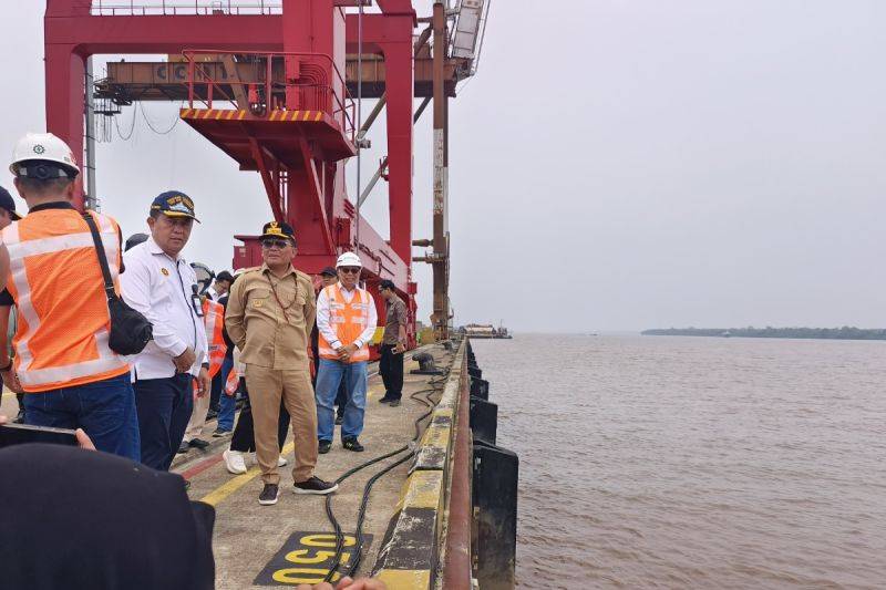 Karhutla Tak Ganggu Arus Logistik, Pelabuhan Bagendang Tangani 6.000 TEUs per Bulan