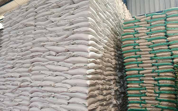 Pemko Palangka Raya Salurkan 8,5 Ton Beras untuk Warga Terdampak Karhutla