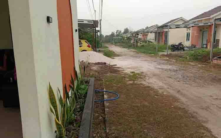 Hujan Guyur Kawasan G Obos Palangka Raya, Warga Berharap Kabut Asap Segera Hilang