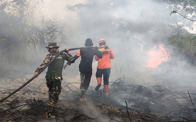 Kabut Asap di Nanga Bulik Kian Pekat, Penanganan Karhutla Terus Dilakukan