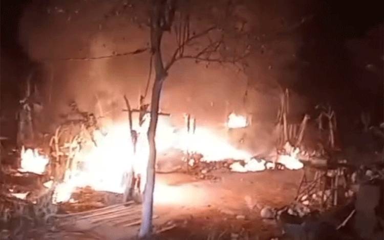 Rumah Tunggal di Sungai Tiung Banjarbaru Ludes Terbakar