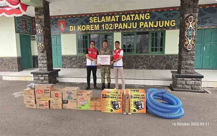 Karhutla Kotim Jadi Perhatian, Pertamina Salurkan Peralatan Pemadam dan Logistik