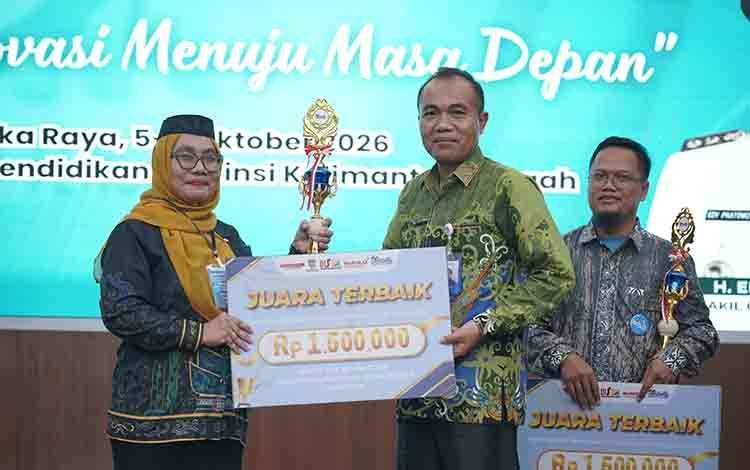 Dari Guru Honorer hingga Guru Terbaik Kalteng, Guru SMKN 2 Kapuas Buktikan Panjangnya Perjalanan Pengabdian