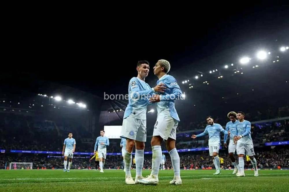 Hattrick Foden Antar Manchester City Hajar AEK Athena 5-1