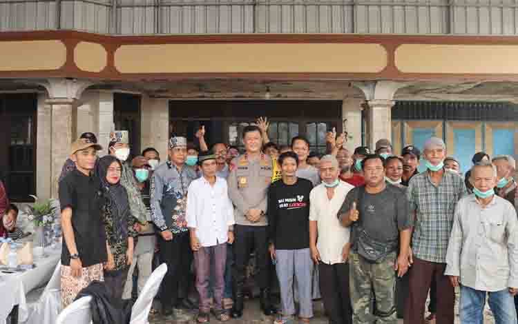 Dengar Langsung Keluhan Warga, Kapolda Kalteng Inisiasi Pendataan Pencari Kerja di Palangka Raya