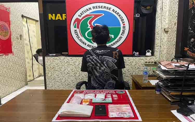 Sembunyikan Sabu Seberat 306,7 Gram di Bawah Kasur, Bandar Narkoba di Sampit Dibekuk Polisi