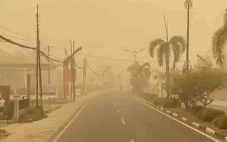 ISPU Kapuas Melonjak dari 1.657 ke 2.406 dalam Sejam, Udara Berstatus Berbahaya