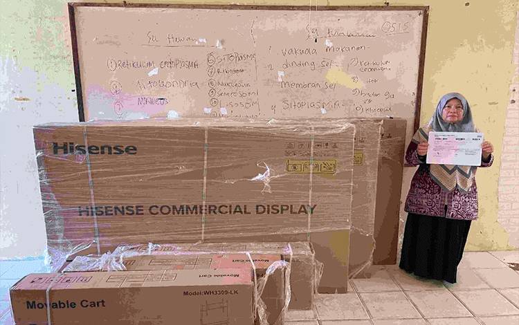 SMAN 1 Hanau Terima Tambahan Tiga TV Interaktif