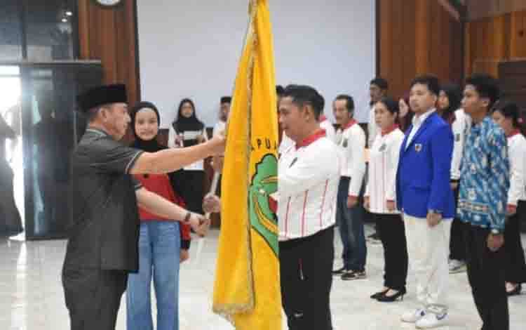Kapuas Berangkatkan 48 Peserta ke Peringatan Sumpah Pemuda di Palangka Raya