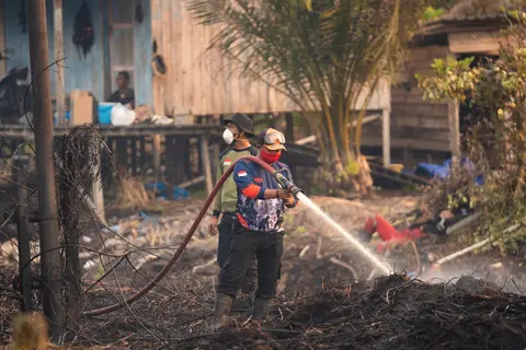 Karhutla di Lintas Pangkalan Bun - Kotawaringin Lama (Kolam) KM 14, foto 4