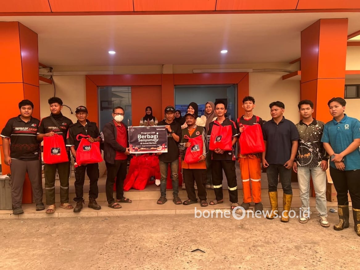 Bantuan Sembako Ringankan 50 Relawan Karhutla di Palangka Raya