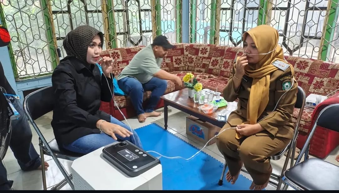 Rumah Aman Asap Mentawa Baru Hilir Terima Bantuan Konsentrator Oksigen, Dukung Warga Terdampak Kabut Asap