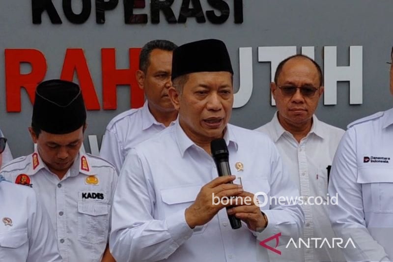 Menkop Dorong Koperasi Desa Jadi Pengumpul Minyak Jelantah untuk Bahan Bakar Pesawat