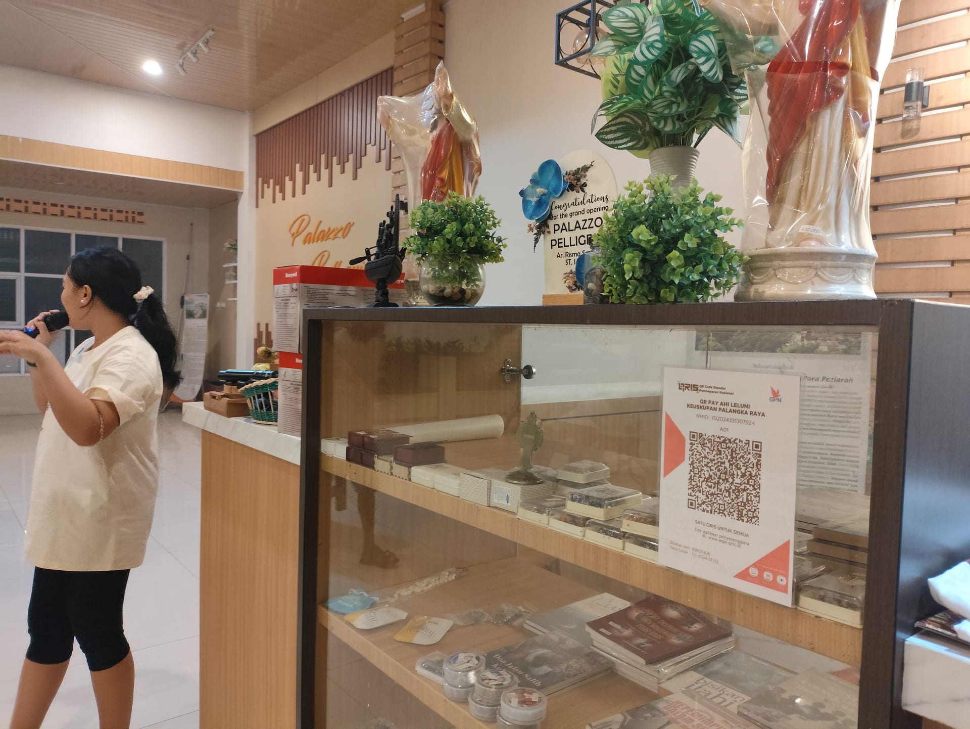 BI Kalteng Minta Warga Cek Nama Merchant Sebelum Bayar Pakai QRIS
