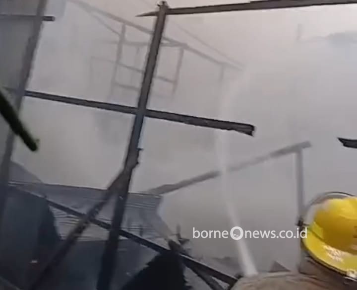 Lima Bangunan Terbakar di Pekapuran Banjarmasin, Empat Rumah Luluh Lantak
